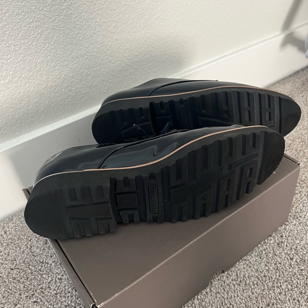 Franco Sarto Navy Patent Leather Shoes - Picture 6 of 6